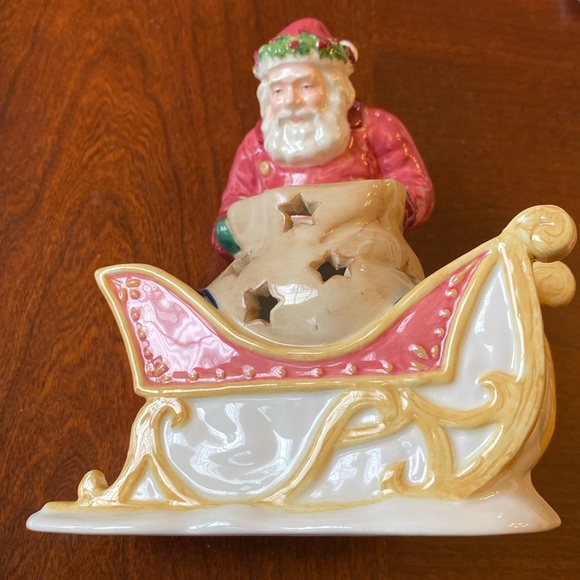 Vintage Traditional Santa with Sleigh Tea Light Candle Holder. Ceramic. - Picture 2 of 9